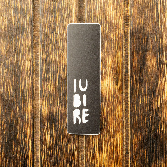 IUBIRE (alb/negru). Sticker