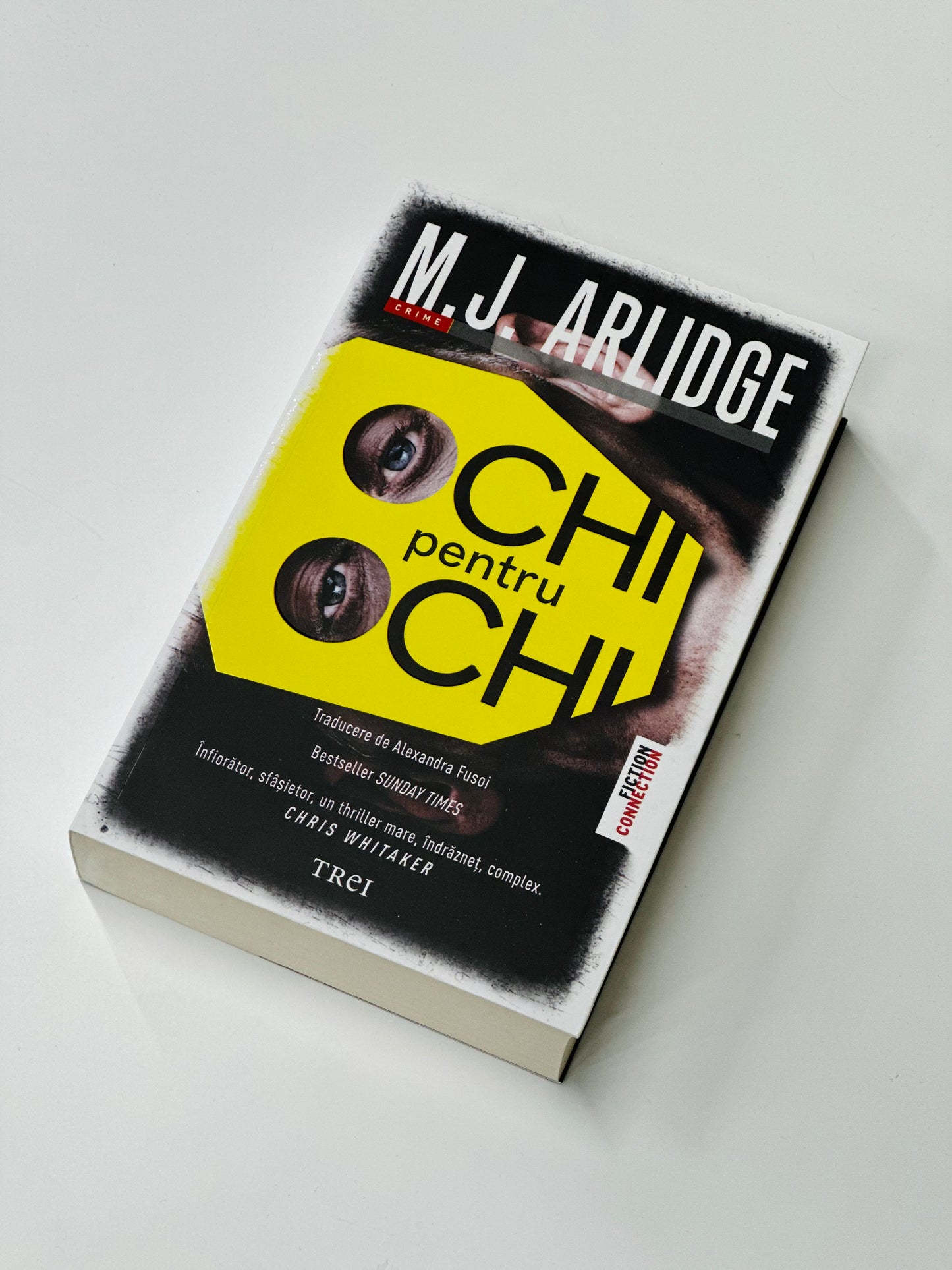 Ochi pentru ochi
M.J. ARLIDGE